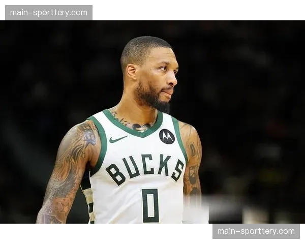 雄鹿利拉德带队表现稳健 核心缺阵下领袖作用凸显